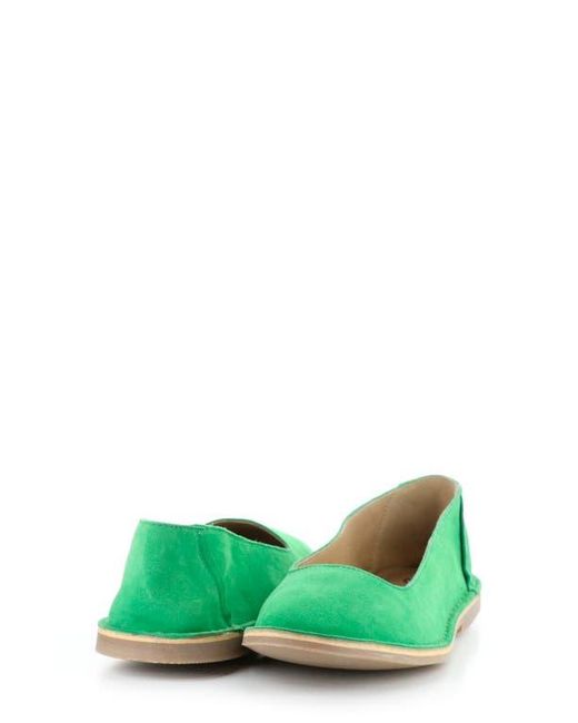 Bos. & Co. Green Banu Flat