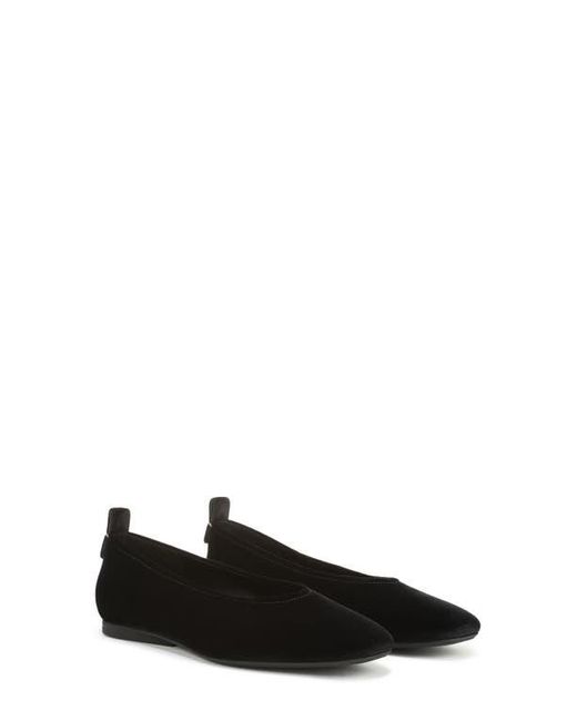 27 EDIT Naturalizer Black Carla Flat