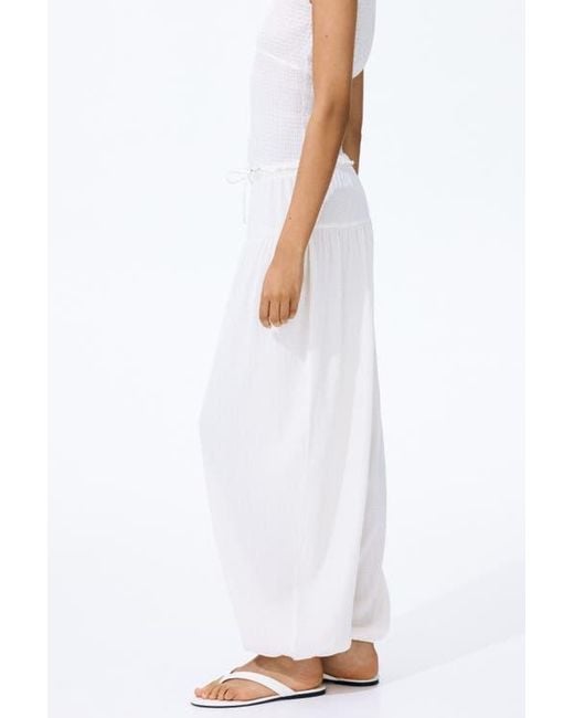 H&M White Flip-Flops