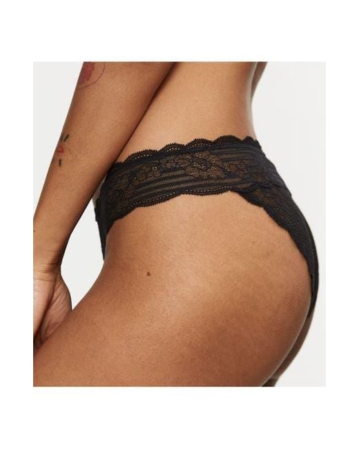 Triumph Black Lift Smart Brazilian Panties