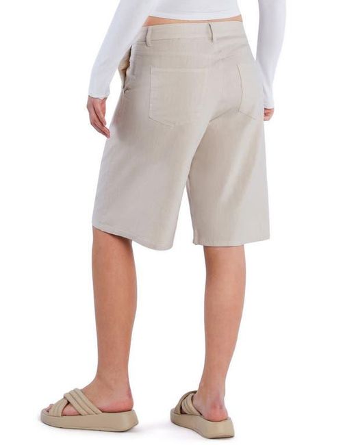 HINT OF BLU Gray Chill Pleated Mid Rise Denim Bermuda Shorts