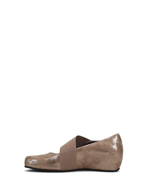 Vaneli Brown Mary Pump