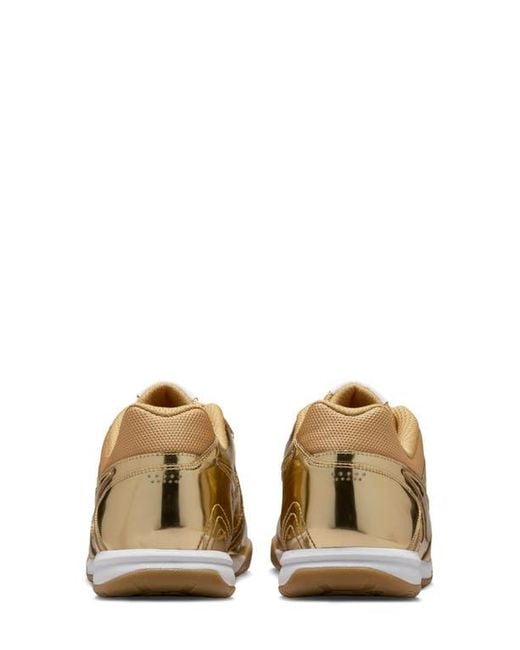 Nike Multicolor Gato Lv8 Soccer Sneaker for men