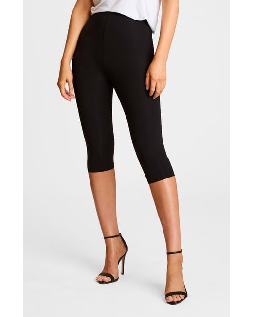 Commando Black Neoprene Capri Pants