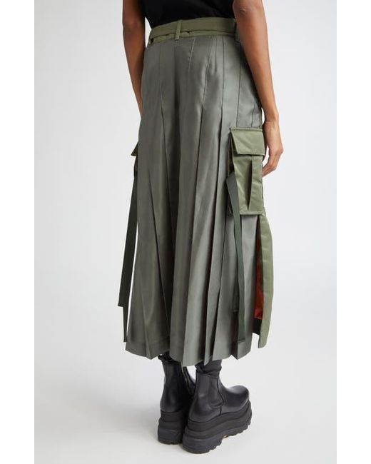 Sacai Nylon Twill Cargo Skirt in Green | Lyst