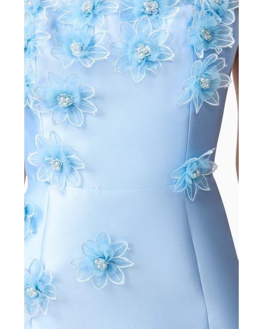 elliatt blue floral dress Elliatt Selene Maxi Dress – TrenLend main image 0
