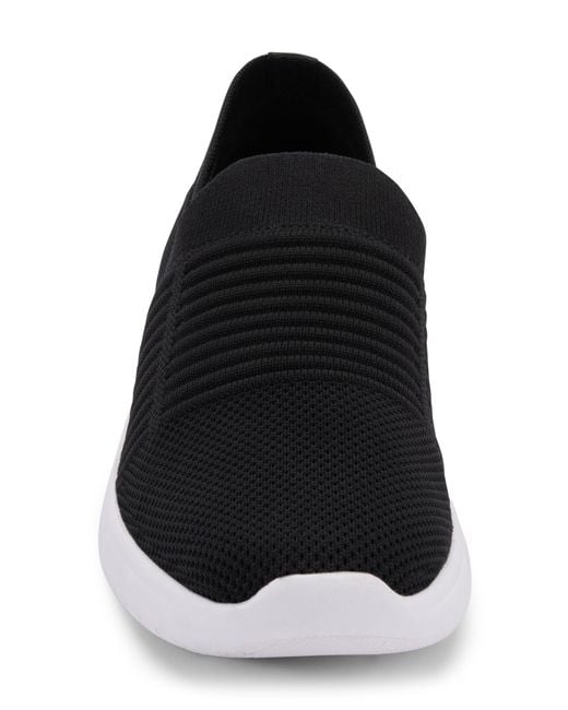 Blondo Black Karen Waterproof Slip-on Sneaker
