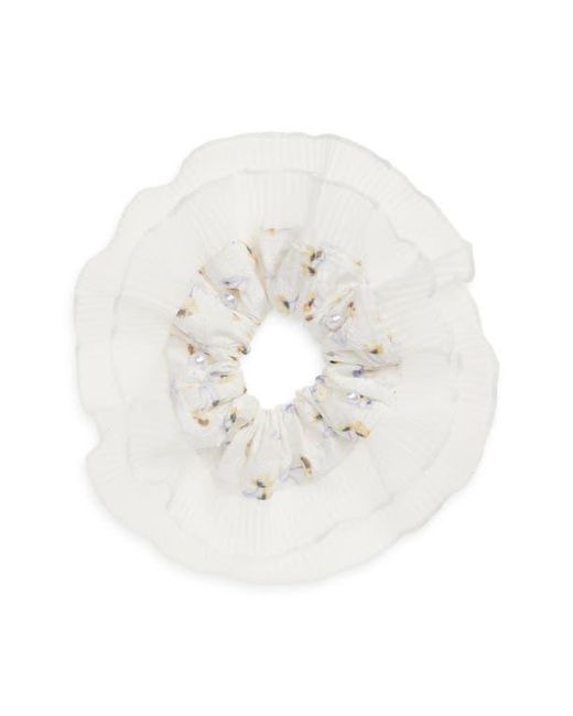 BP. White Pretty Plissé Scrunchie
