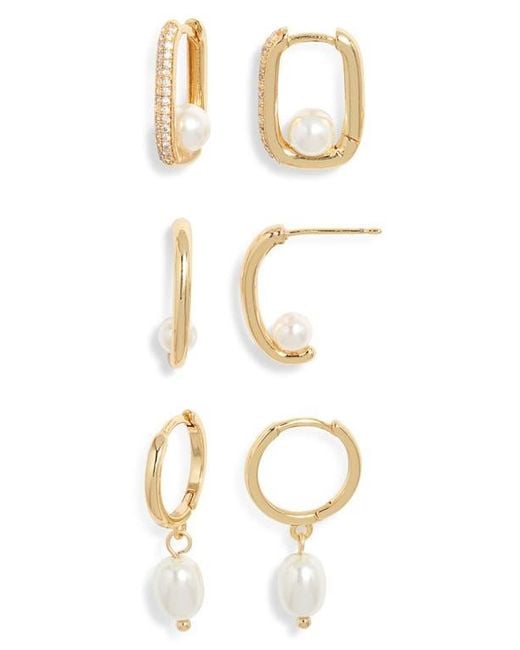 Nordstrom White Set Of 3 Assorted Freshwater Pearl Huggie Hoop Earrings