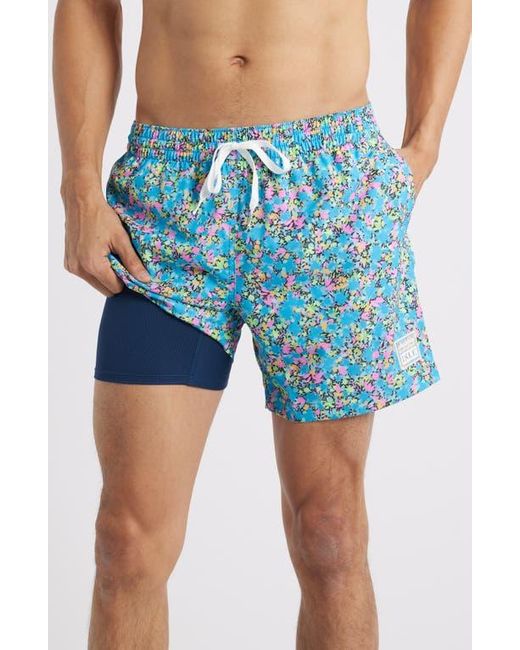 Chubbies X The Isle Floral Classic Lined 5.5-Inch Swim Trunks in Blue ...