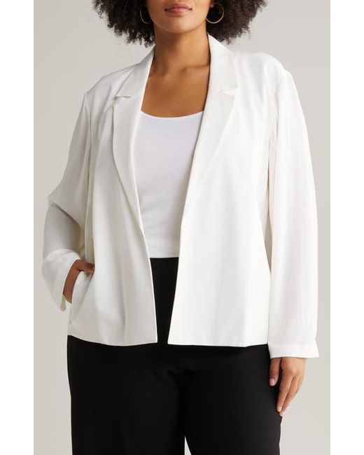 Eileen Fisher Crop Silk Blazer in White Lyst