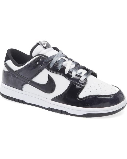 Nike Blue Dunk Low Se Basketball Sneaker for men