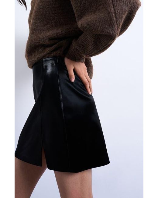 TOPSHOP Black Faux Leather Miniskirt