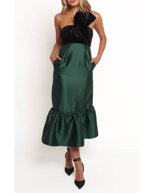 Petal & Pup Amelia One-Shoulder Velvet & Satin Dress in Green | Lyst Petal & Pup Amelia One-Shoulder Velvet & Satin Dress in Green | Lyst