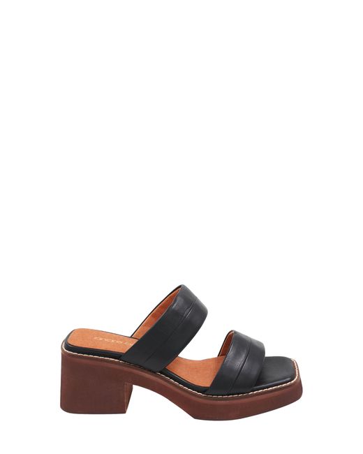 Andre Assous Layla Featherweights Sandal in Black | Lyst