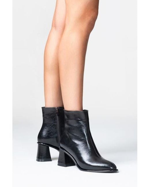 Prologue Shoes Black Maura Block Heel Boot