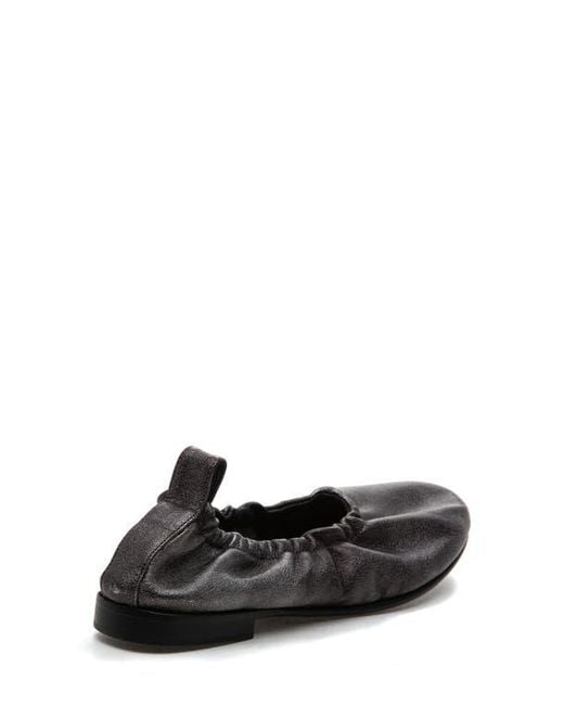 275 Central Black Vanna Flat