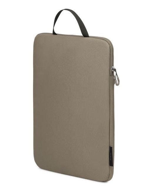 Osprey Daylite 14 Laptop hoes kopen | Daylite Powerhouse Tan Beton OS kopen? Vergelijk bij Bigshopper Osprey Daylite Laptop Sleeve - 14 Concrete Tan | Widforss Daylite 14 Laptop Sleeve