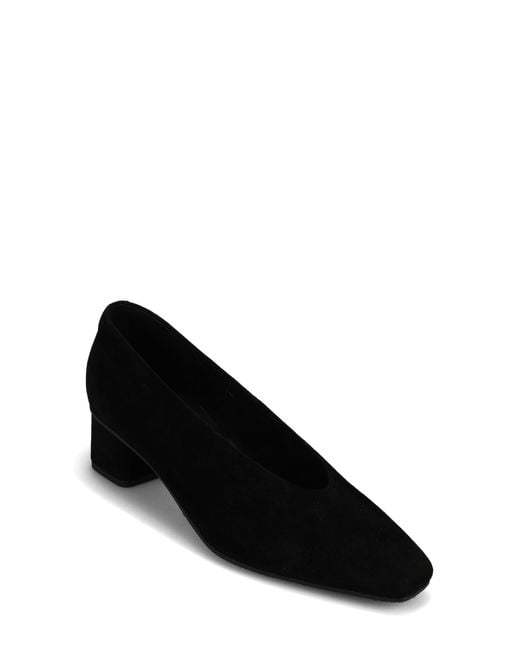 Vaneli Black Solara Pump