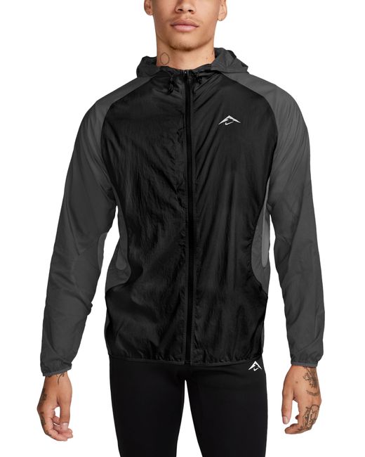 Nike Black Trail Aireez Water Repellent Hooded Running Jacket for men