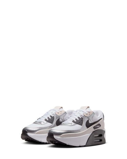 Nike Metallic Air Max 90 Lv8 Platform Sneaker