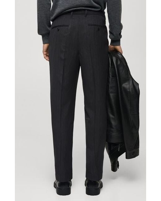 Mango Black Regular Fit Pleated Pants for men