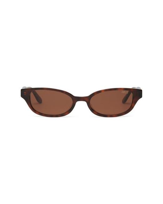 DEZI Gia Rectangular Gradient Sunglasses in Brown | Lyst display picture 2