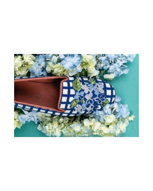 PAIGE White Needlepoint Checkered Hydrangea Flat
