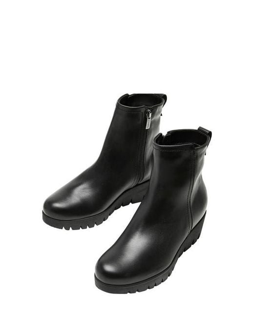La Canadienne Black Teagan Waterproof Platform Wedge Bootie