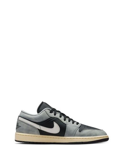 Nike Black Nike Air 1 Low Se Sneaker for men