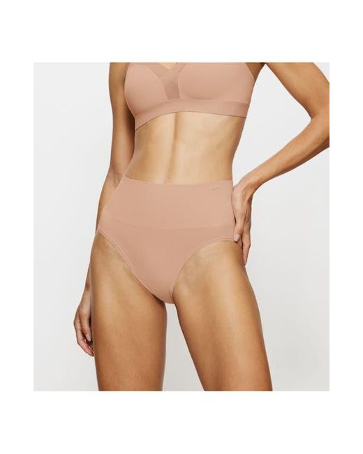 Triumph Natural Soft Sculpt Shaping Briefs