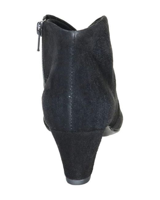 David Tate Black Cushioned Leather Ankle Booties