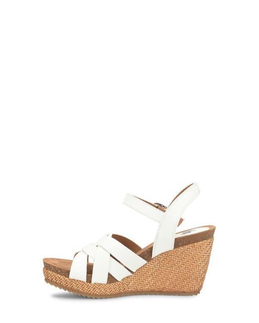 Söfft Brown Carlana Wedge Sandal