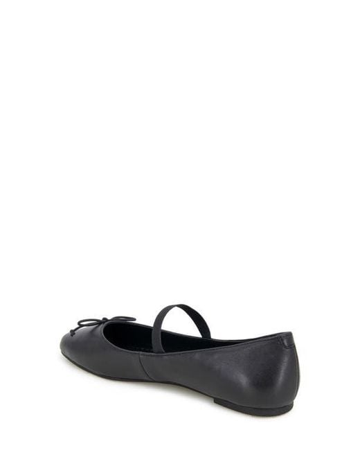 Kenneth Cole White Myra Ballet Flat