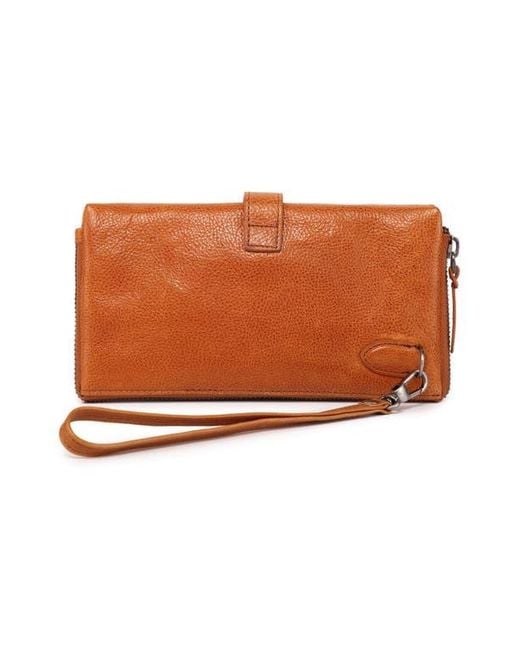 Old Trend Brown Snapper Clutch