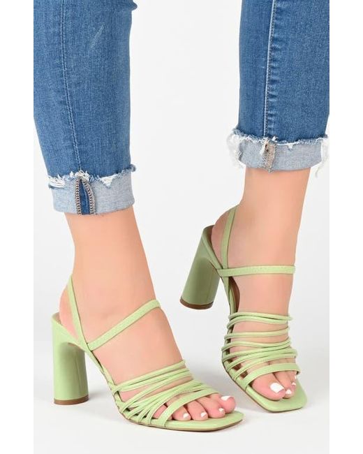 Journee Collection Metallic Hera Pump