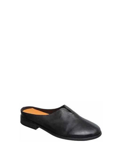 Antelope Black Leona Clog
