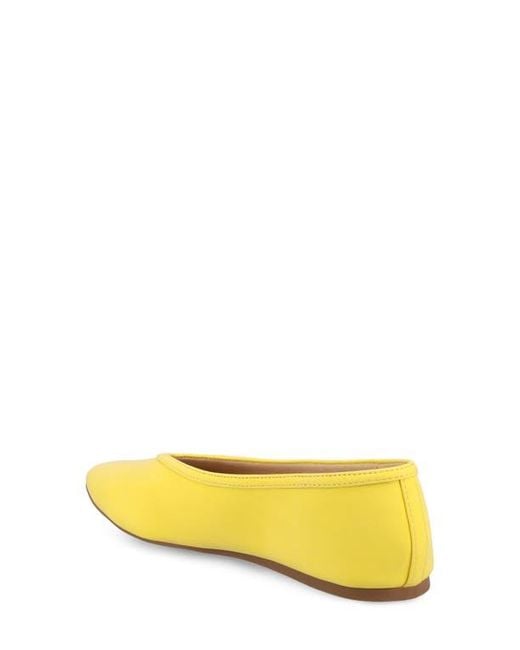 Journee Collection Yellow Fortune Flat