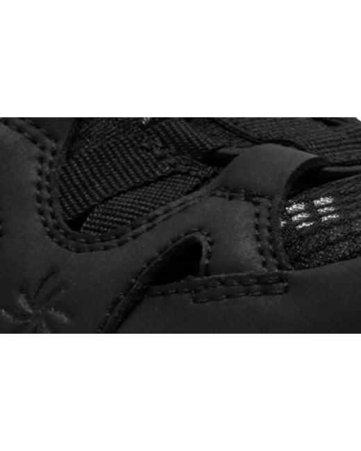 Clarks Black Solevana Step Sneaker