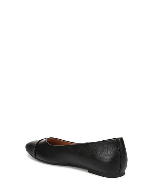 Vionic Black Hollen Cap Toe Flat