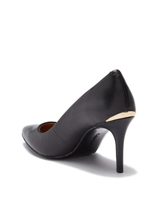 calvin klein kamara pump