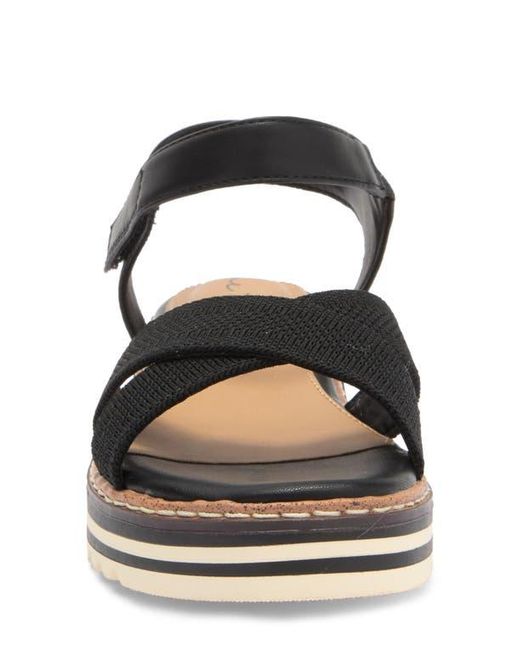 Me Too Black Halen Sandal