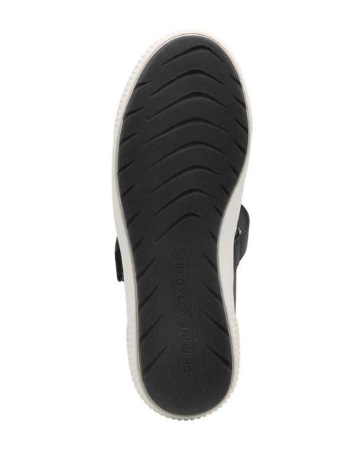 Adrienne Vittadini Riggs Flat in Black | Lyst