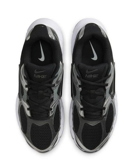 Nike Black V5 Rnr Sneaker for men