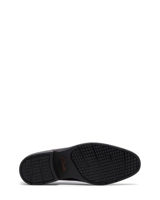 Clarks Brown Steadwell Cap Oxford for men