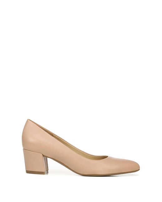 naturalizer pumps wide width