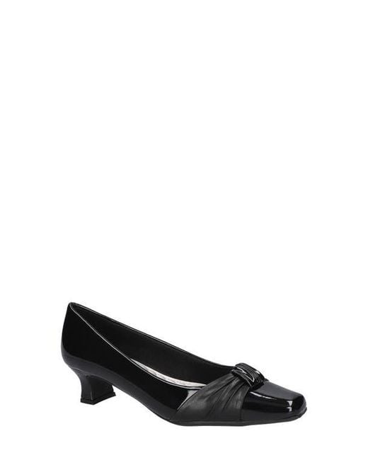 Easy Street Black Waive Square Toe Pump