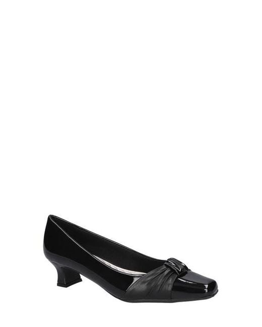 Easy Street Black Waive Square Toe Pump
