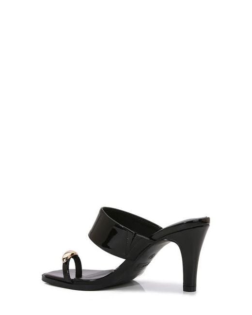 BERNESS Black Catha Toe Loop Sandal