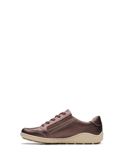 Clarks Brown Bryianne Bayla Sneaker